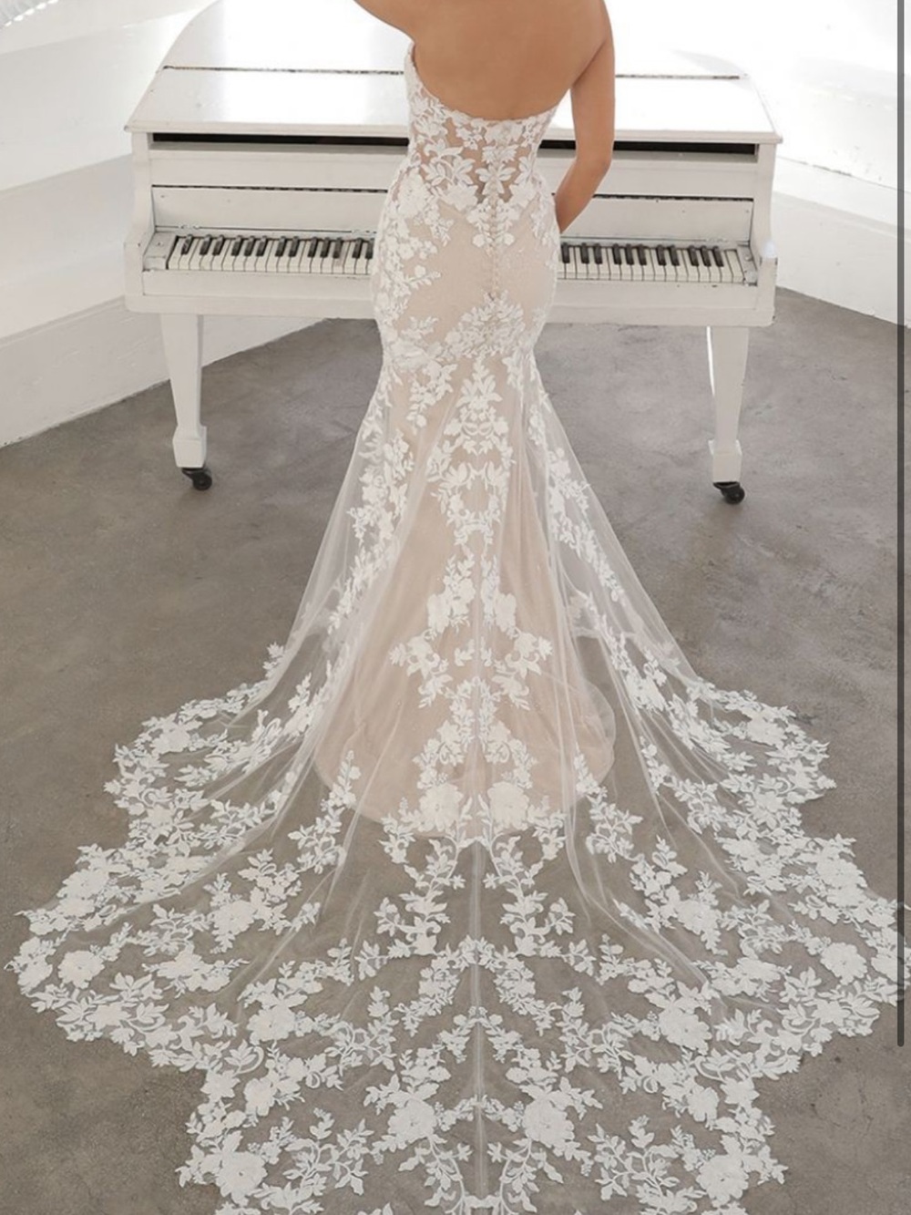 Blue by Enzoani- Nesta- strapless Mermaid Wedding Gown in Ivory and Nude